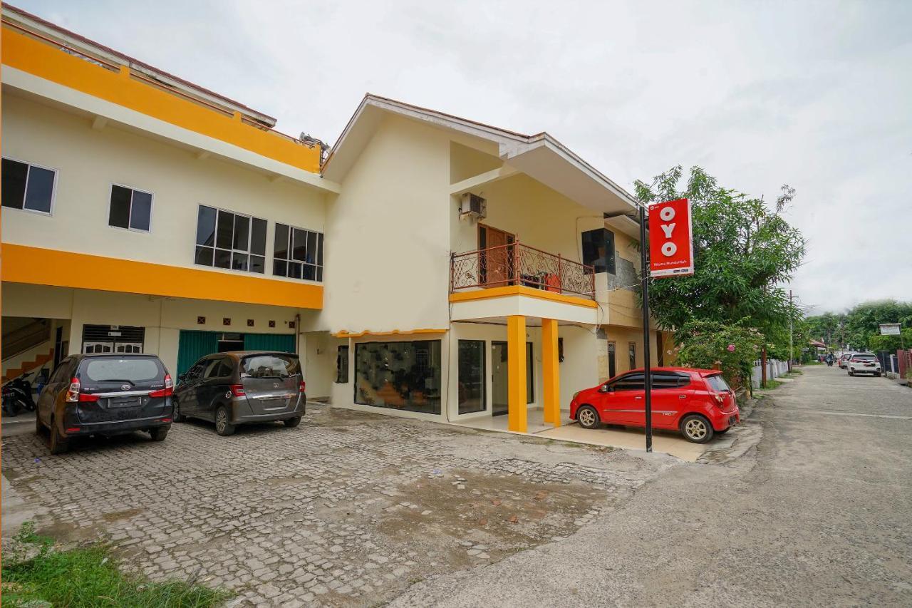 Vaccinated Staff - OYO 2025 Wisma Musdalifa Palembang Exterior foto